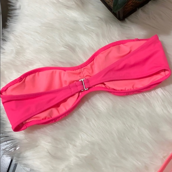 Victoria’s Secret Bikini top. Size M - Picture 2 of 6